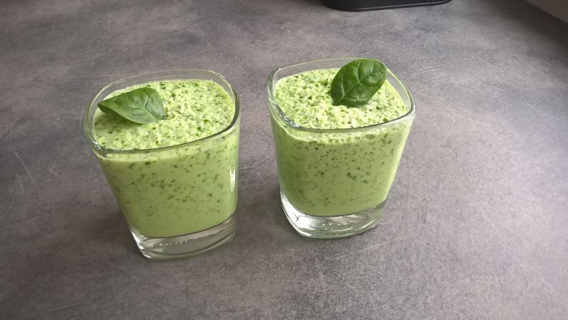 Koktajl ze szpinaku i jabłka