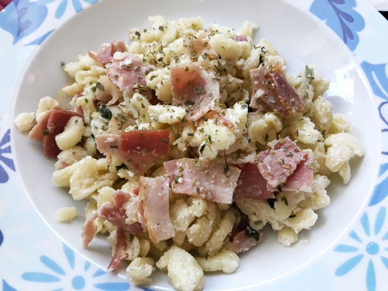 Kolankowe carbonara Kolankowe carbonara