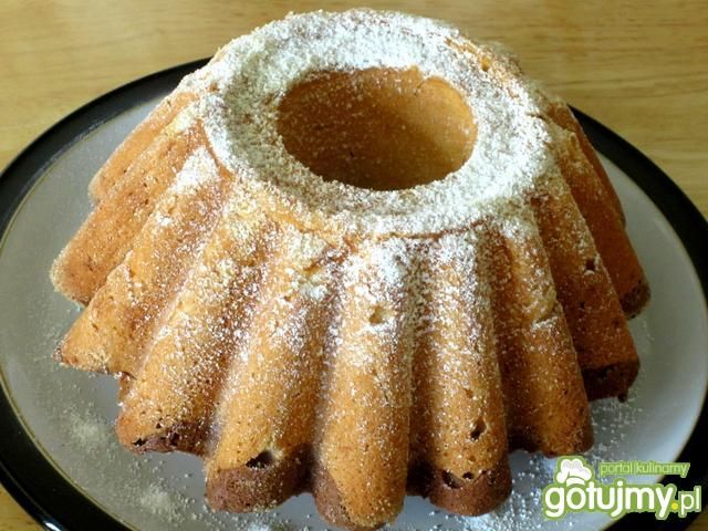 Kolorowa babka na białkach