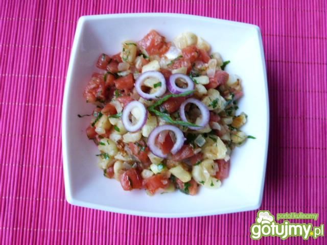 Kolorowa sałatka z cukinii i pomidorów Kolorowa sałatka z cukinii i pomidorów