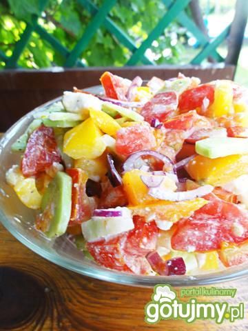 Kolorowa surówka z fetą Kolorowa surówka z fetą