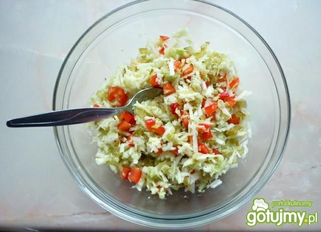 Kolorowa surówka z jabłek i papryki Kolorowa surówka z jabłek i papryki