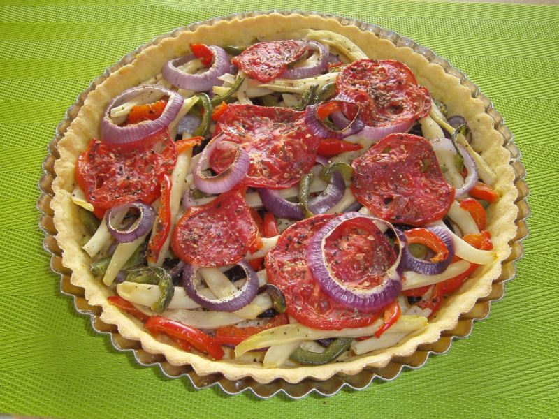 Kolorowa tarta z fasolką szparagową Kolorowa tarta z fasolką szparagową