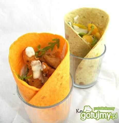 Kolorowa tortilla z mango Kolorowa tortilla z mango