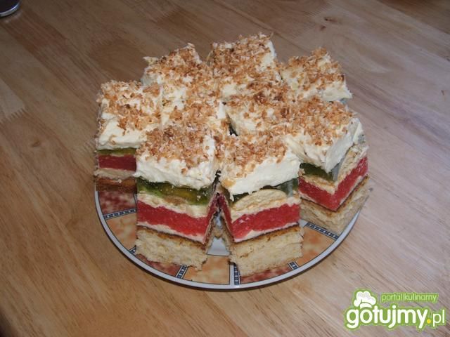 Kolorowe ciasto z posypką