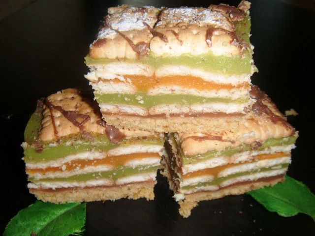 Kolorowe ciasto z soków