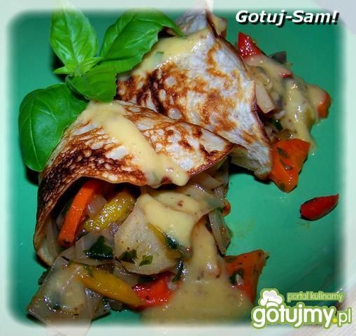 Kolorowe rożki naleśnikowe Kolorowe rożki naleśnikowe