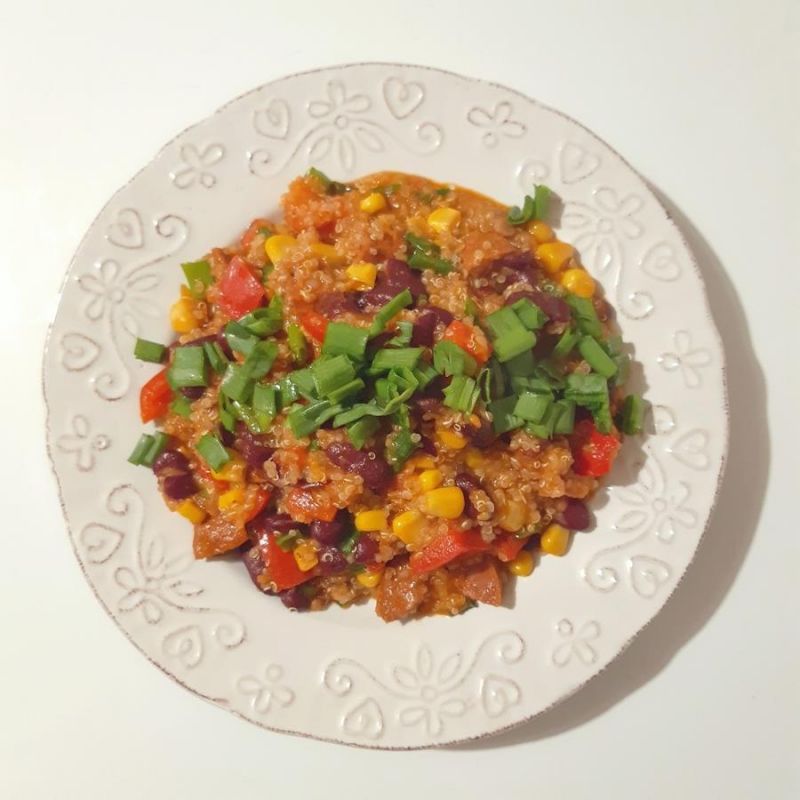 Komosa ryżowa z warzywami