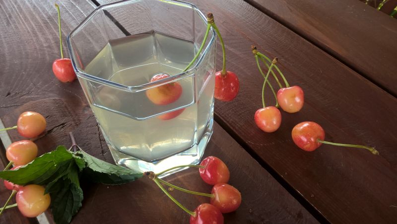 Kompot czereśniowy Kompot czereśniowy