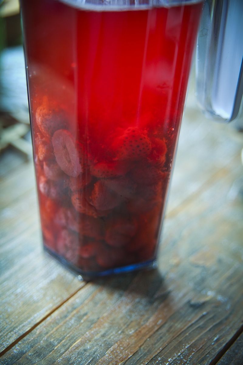 Kompot klonowo truskawkowy