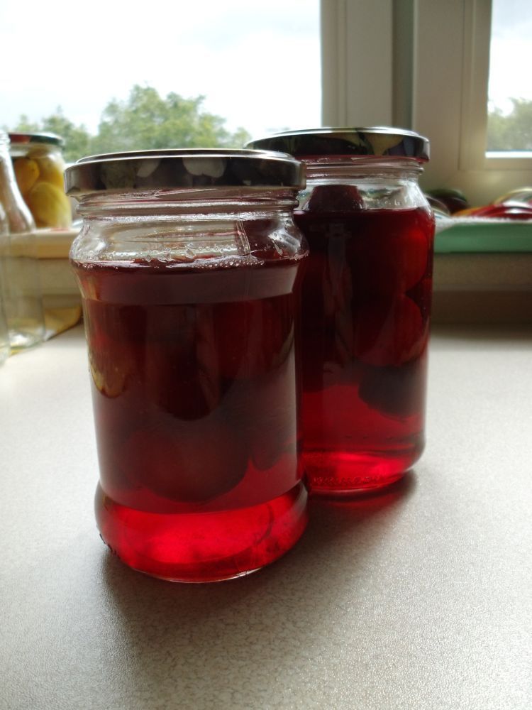 Kompot śliwkowo-cynamonowy  Kompot śliwkowo-cynamonowy