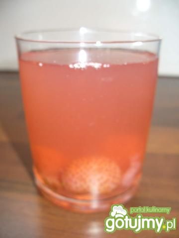 Kompot truskawkowo jabłkowy Kompot truskawkowo jabłkowy