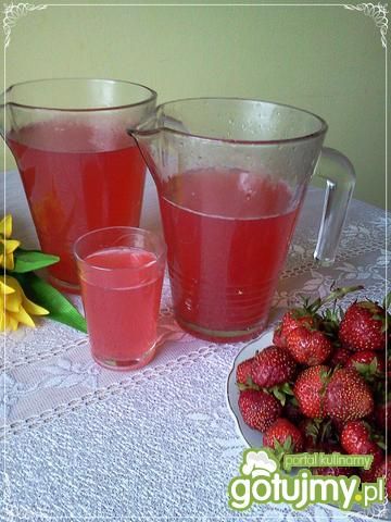 Kompot z agrestu i jabłek z czereśnią 