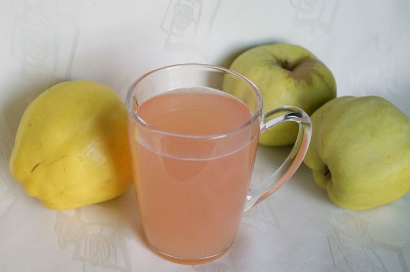 Kompot z antonówki i pigwy Kompot z antonówki i pigwy