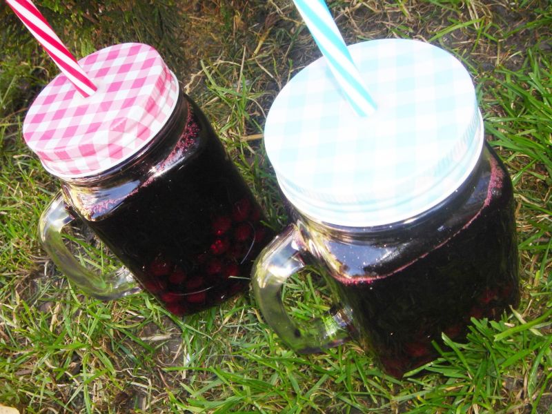 Kompot z aronii Kompot z aronii