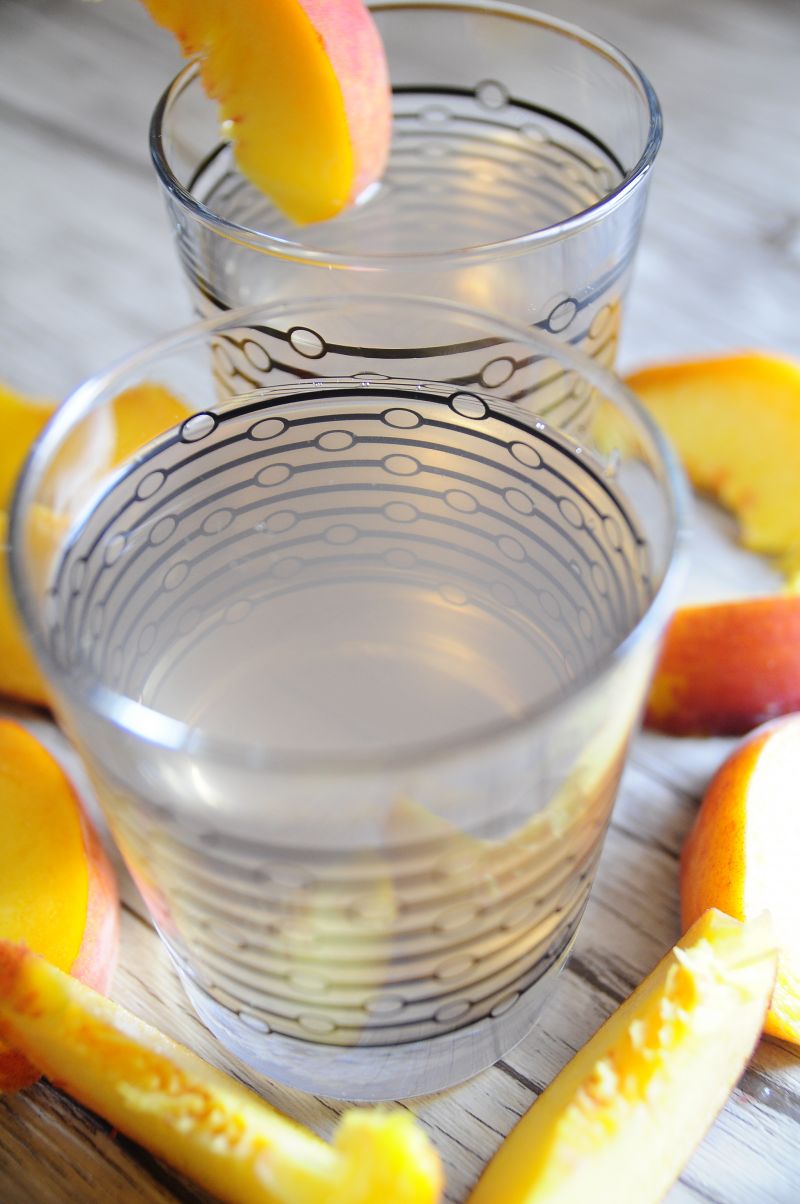 Kompot z brzoskwini z jabłkiem