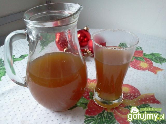 Kompot z susz.śliwek i świeżych jabłek Kompot z susz.śliwek i świeżych jabłek