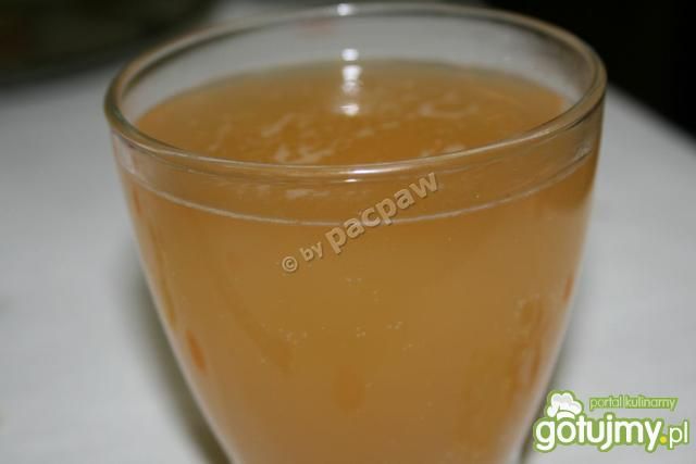 Kompot z suszu z dodatkiem drożdży Kompot z suszu z dodatkiem drożdży