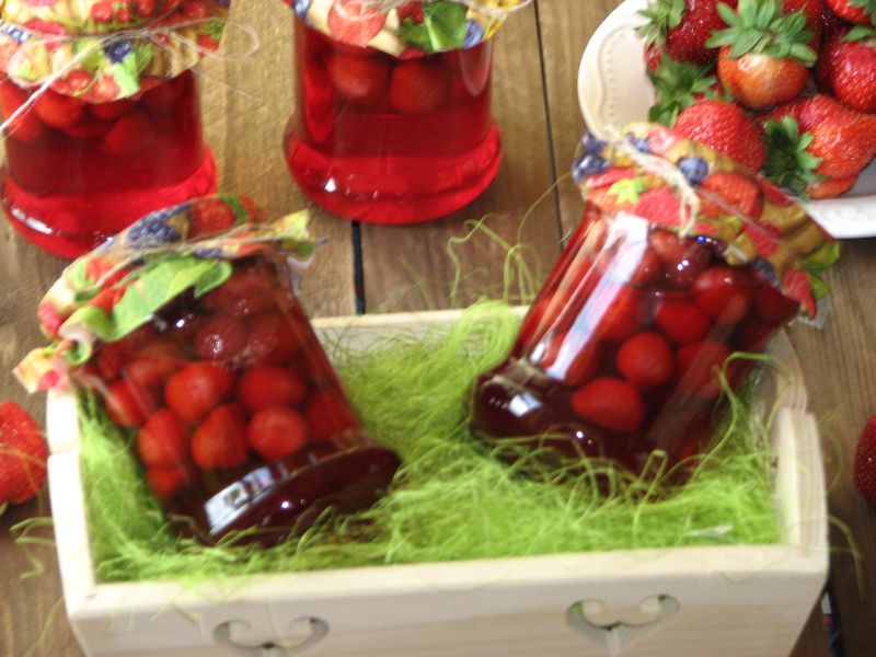 Kompot z truskawek na zimę