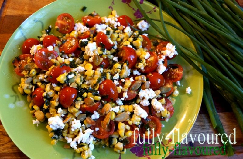 Konfetti kukurydziano-szczypiorkowe z olejem  Konfetti kukurydziano-szczypiorkowe z olejem