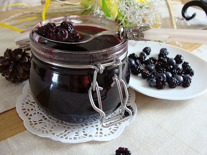 Konfitura jeżynowo-borówkowa