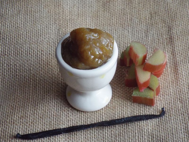 Konfitura rabarbarowa z wanilią Konfitura rabarbarowa z wanilią