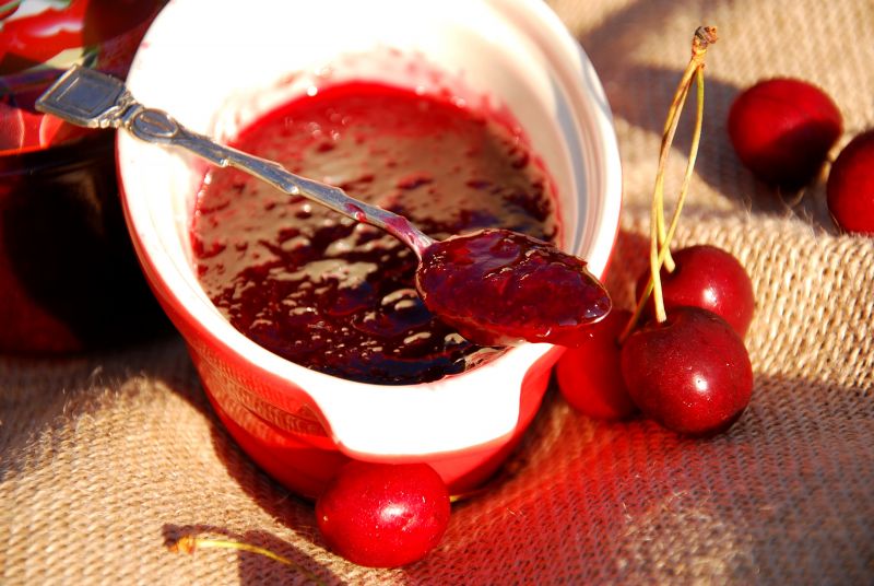 Konfitura z czereśni z dodatkiem kardamonu