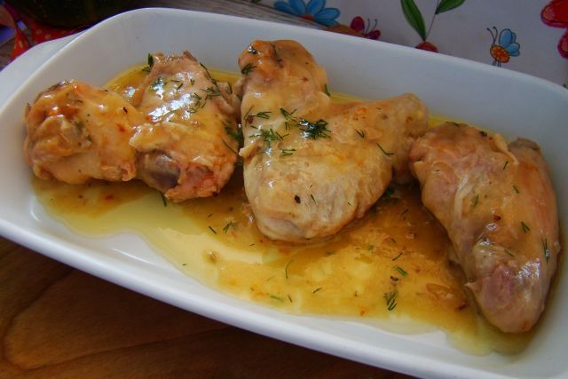 Koperkowe skrzydełka z nutką czosnku  Koperkowe skrzydełka z nutką czosnku