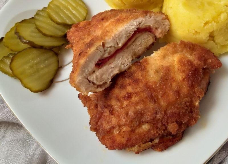 Koperty z kurczaka z serem i salami