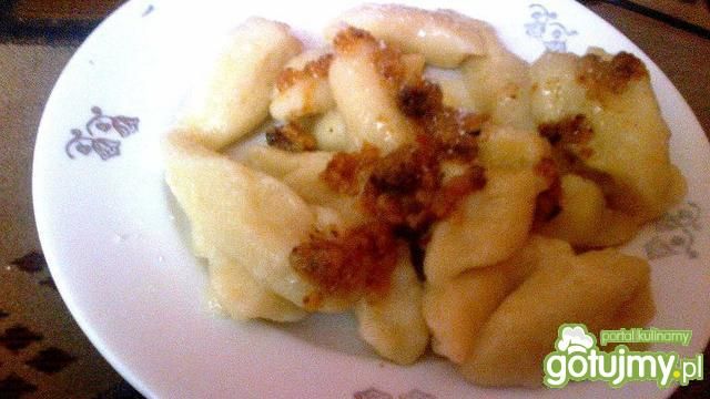 Kopytka z smażoną śmietaną Kopytka z smażoną śmietaną