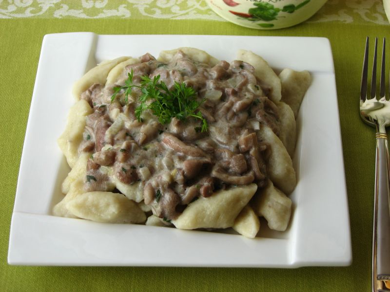 Kopytka z sosem grzybowym