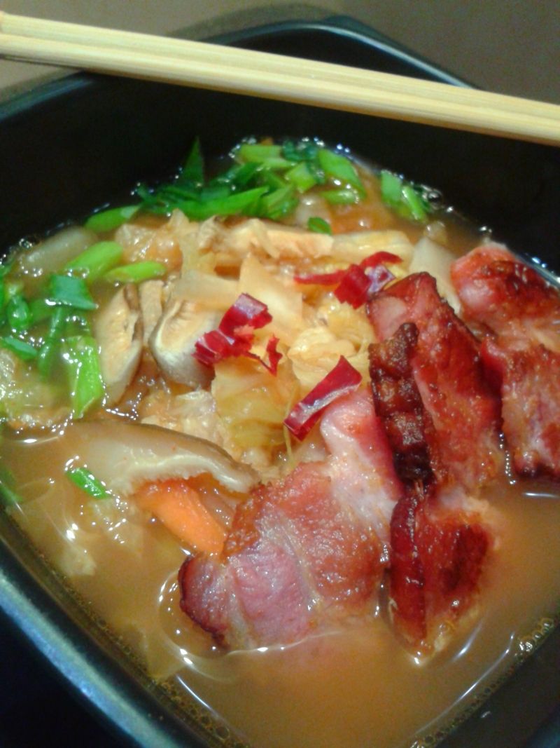 Koreańska zupa kimchi