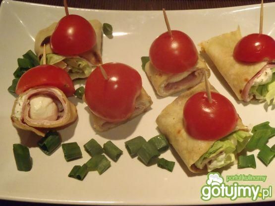 Koreczki naleśnikowe