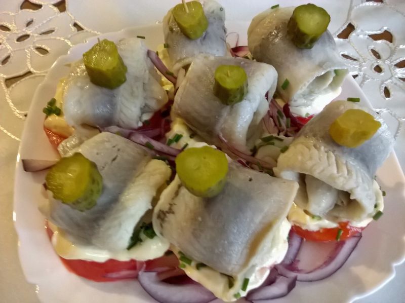 Koreczki śledziowe Koreczki śledziowe