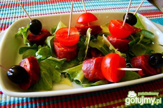 Koreczki z chorizo Koreczki z chorizo