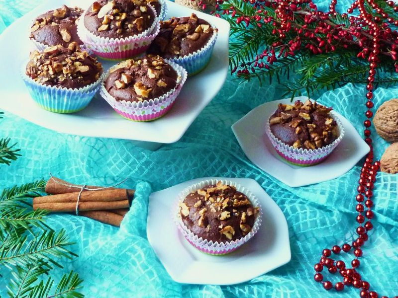 Korzenne muffiny z owocami kaki