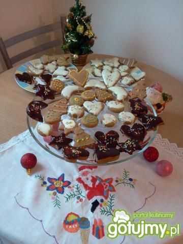 Korzenne pierniczki w trzech smakach