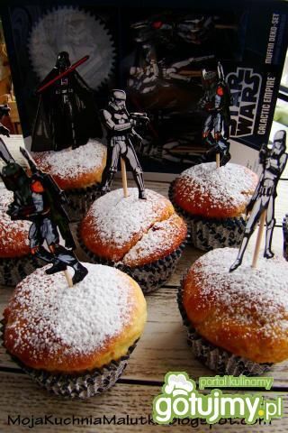 Kosmiczne muffiny gruszkowo-czekoladowe Kosmiczne muffiny gruszkowo-czekoladowe