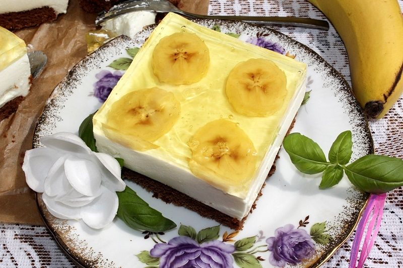 Kostka bananowo-kakaowa z galaretką Kostka bananowo-kakaowa z galaretką