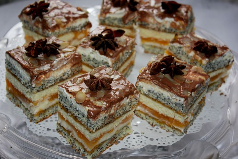 Kostka brzoskwiniowo-anyżowa