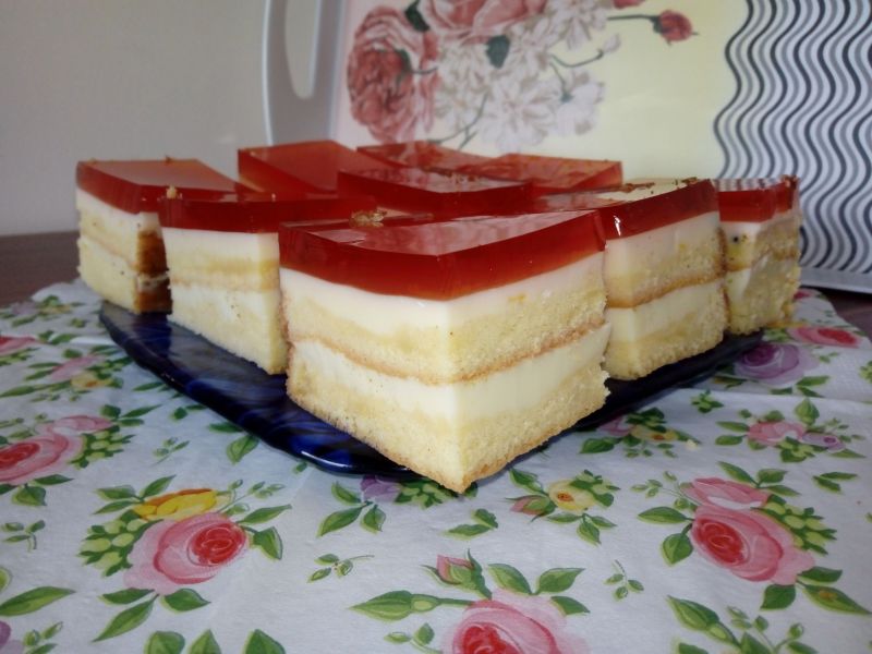 Kostka brzoskwiniowo - truskawkowa Kostka brzoskwiniowo - truskawkowa