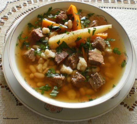 Koszerny rosół z fasolą :