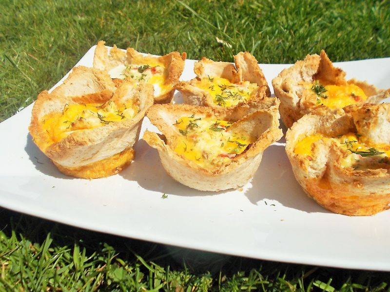 Koszyczki chlebowe z masą serową