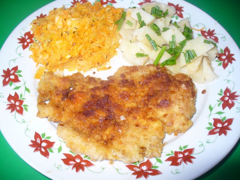 Kotlecik smażony z królika Kotlecik smażony z królika