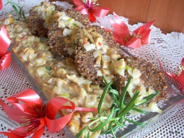 Kotleciki gryczane z kurkami Kotleciki gryczane z kurkami