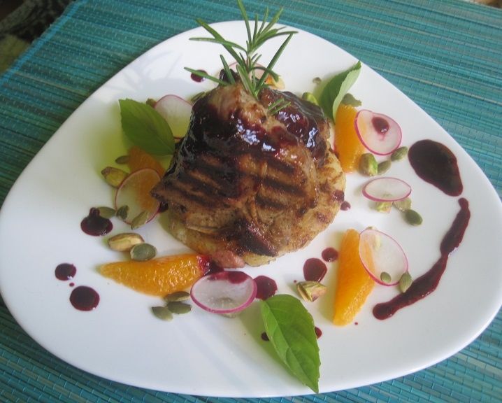 Kotleciki jagnięce z sosem czereśniowym i rosti Kotleciki jagnięce z sosem czereśniowym i rosti