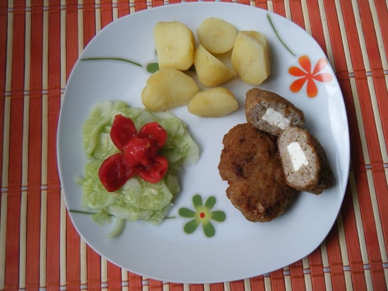 Kotleciki mielone z serem feta Kotleciki mielone z serem feta