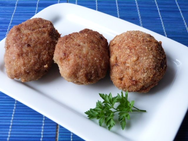 Kotleciki mielone z ziołami prowansalskimi Kotleciki mielone z ziołami prowansalskimi