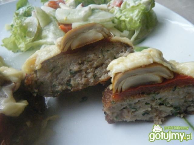 Kotleciki mielone zapiekane z serem Kotleciki mielone zapiekane z serem