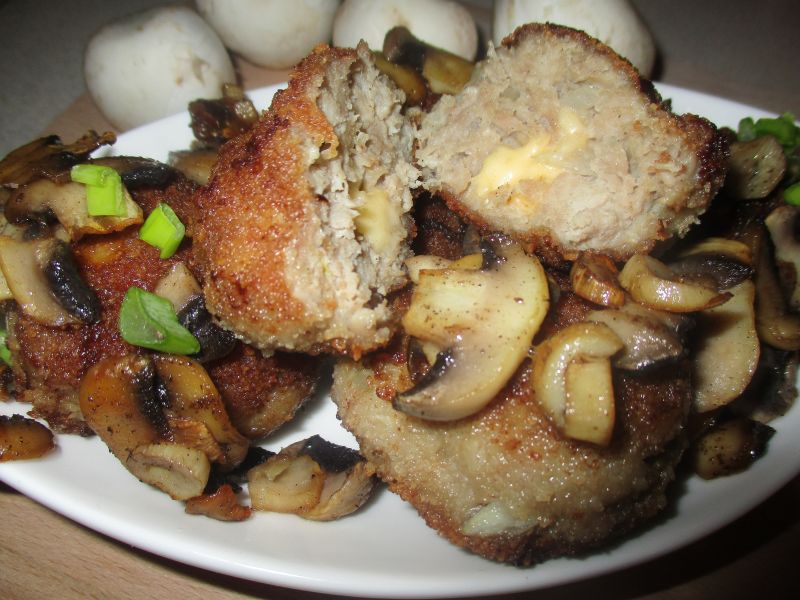 Kotleciki nadziewane serem